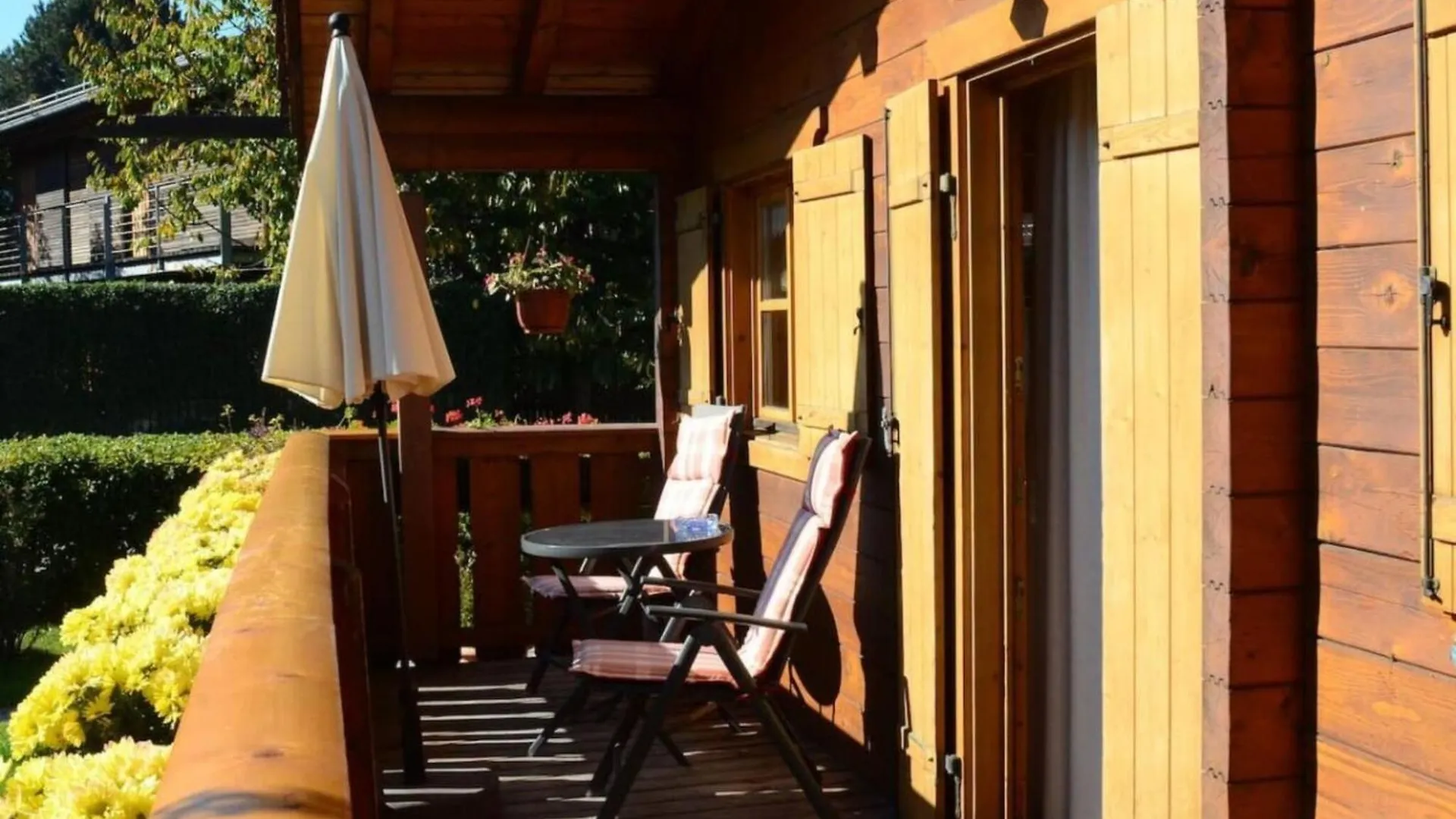 Apartment Near West Hamburg Neubeuern